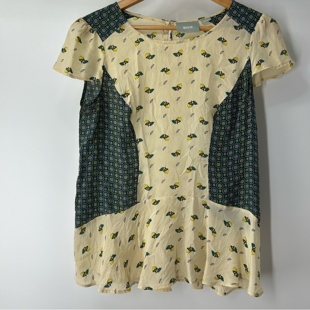 Anthropologie Maeve Cream and Green Acorn Patterned Silk Blouse 6